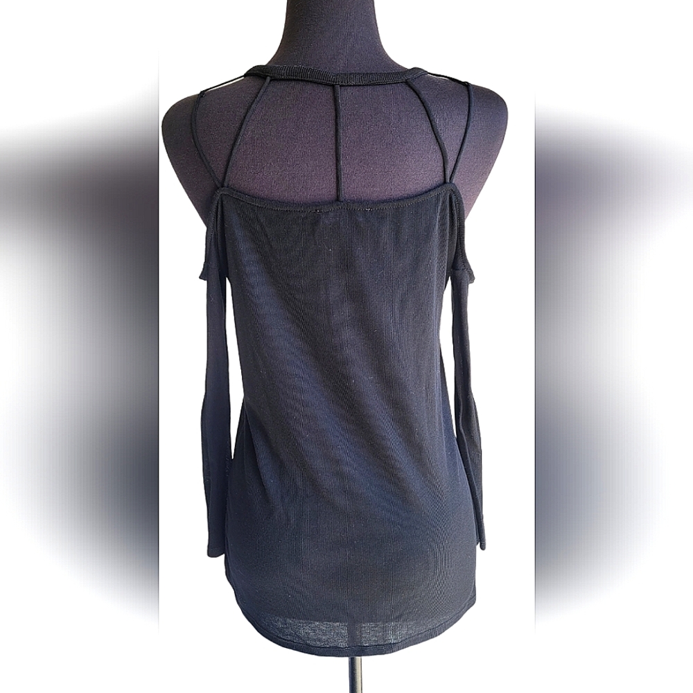 Angl Off Shoulder Top